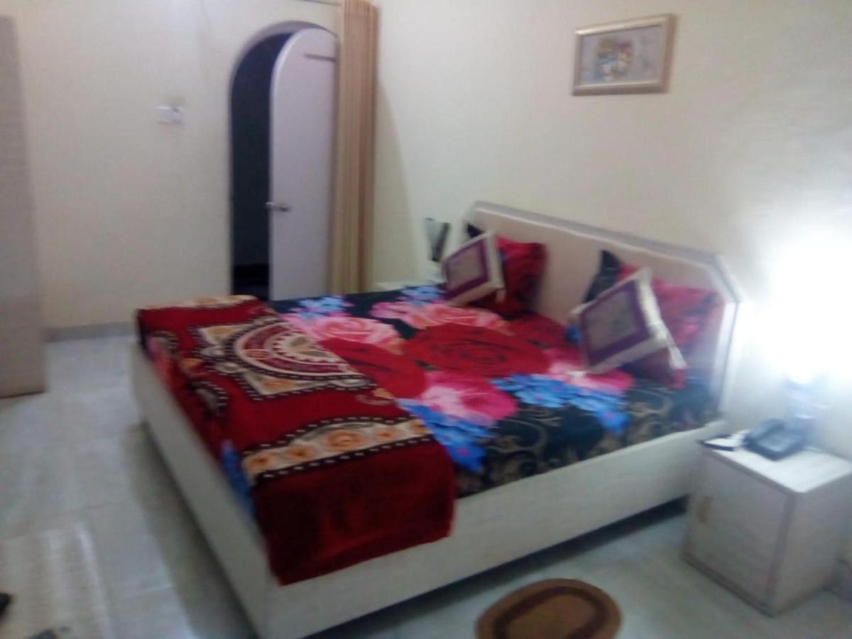 Paradise Luxury Home Stay Khadzsuráhó Kültér fotó