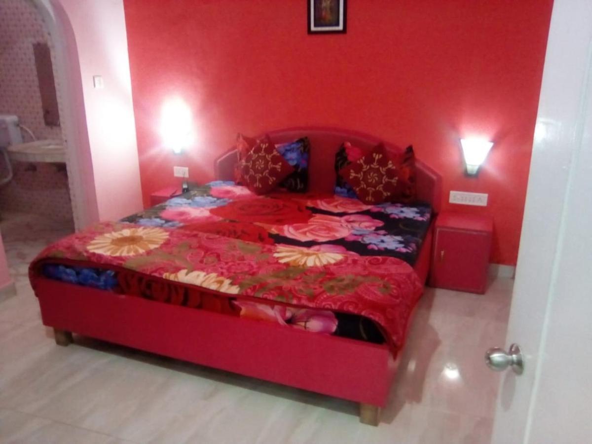 Paradise Luxury Home Stay Khadzsuráhó Kültér fotó