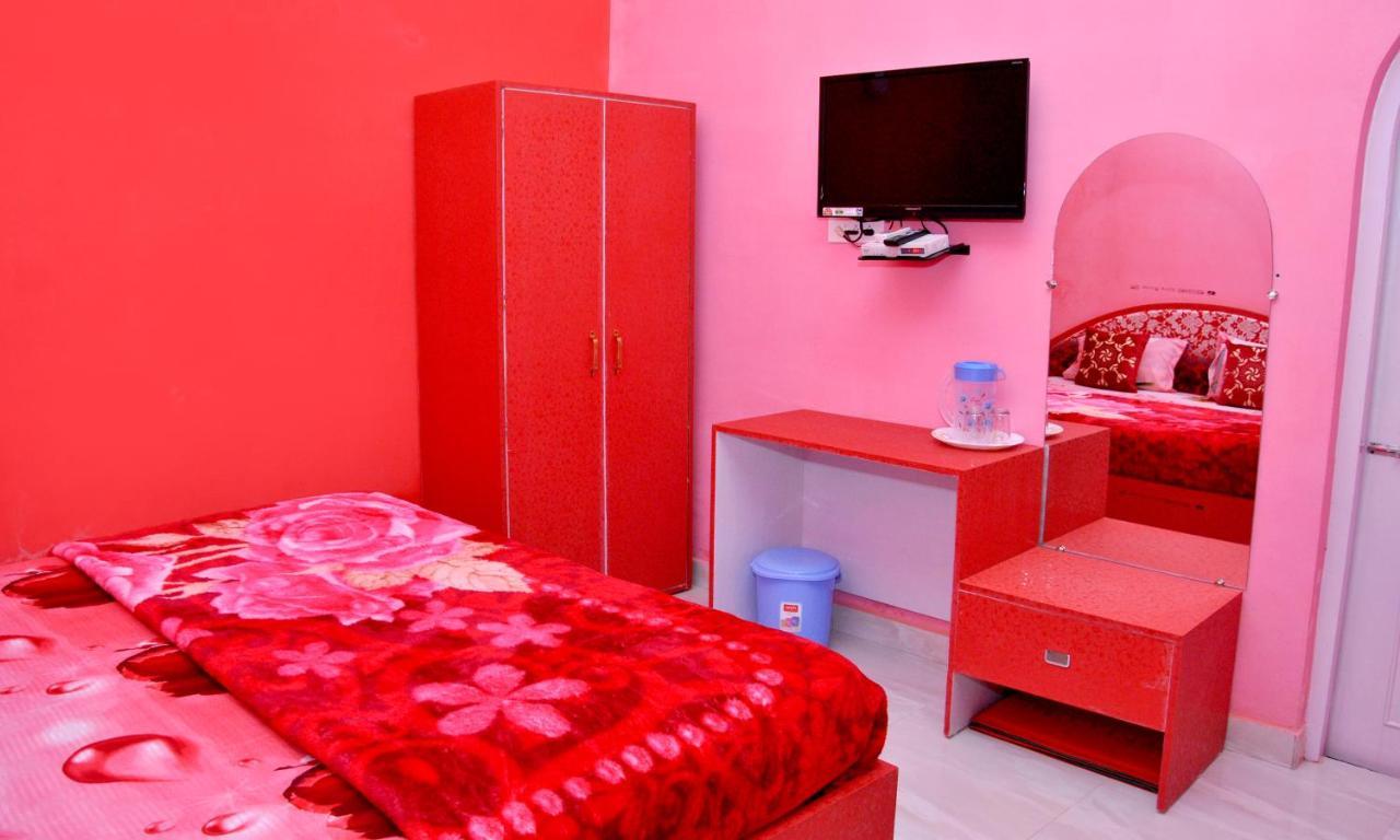 Paradise Luxury Home Stay Khadzsuráhó Kültér fotó