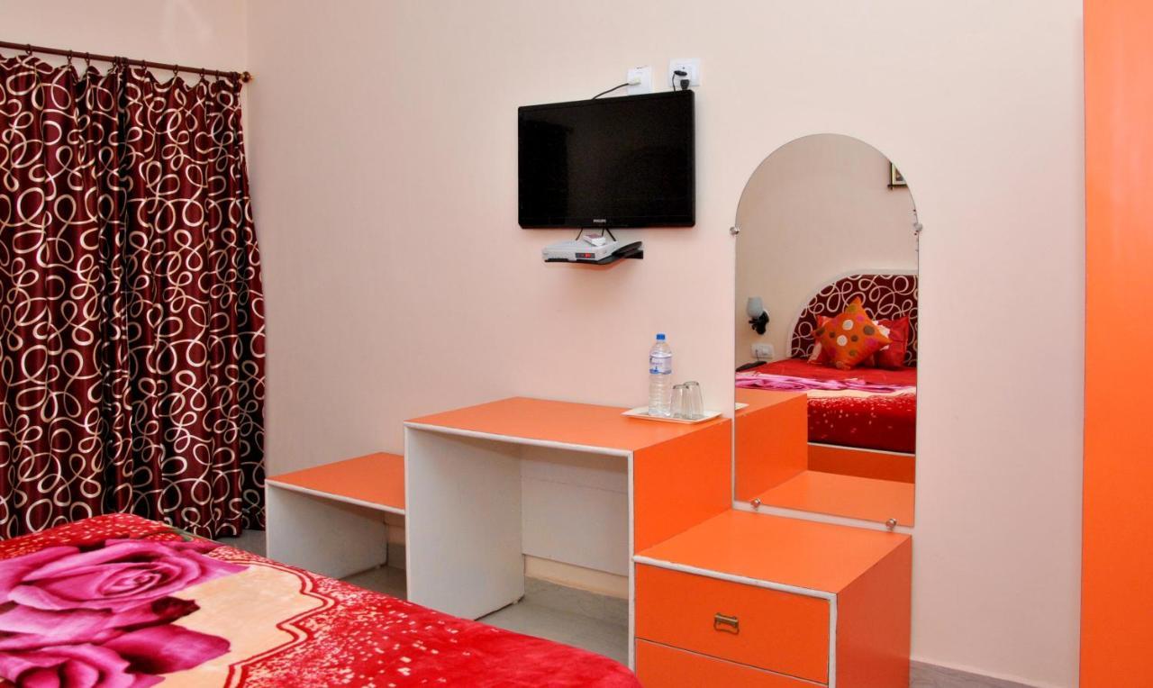 Paradise Luxury Home Stay Khadzsuráhó Kültér fotó